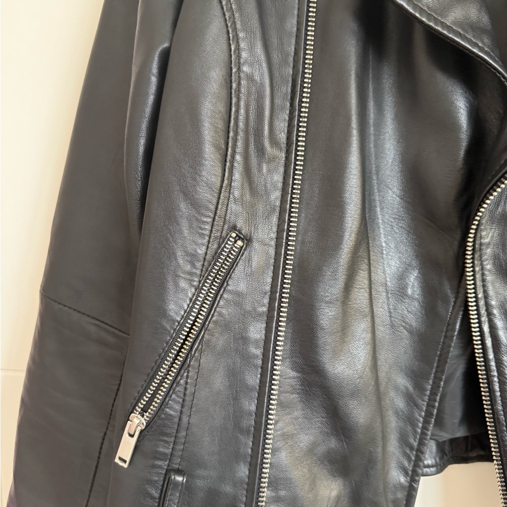 ✨For Sale: Barney’s Originals Black Leather Jacket - Size 12 (Fits Like Medium) - Picture 3 of 4